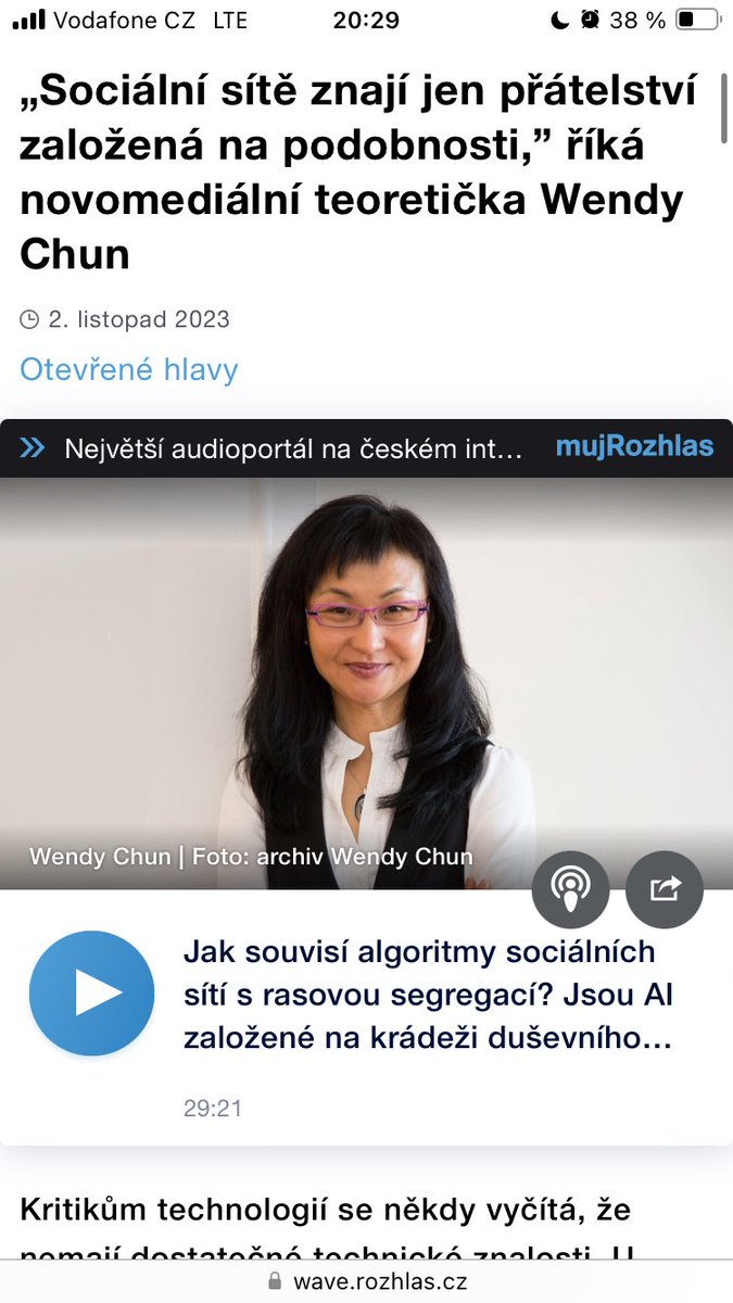 .@whkchun je skvělá, spojuje inženýrský technický znalosti a zároveň kritickou teorii. Aby nám vysvětlila jaký třeba i statický pravidla a koncepty nás na každým kroku ovlivňujou. Výjimečná syntéza a moc skvělý povídání. Pusť! @CRo_RadioWave wave.rozhlas.cz/socialni-site-…