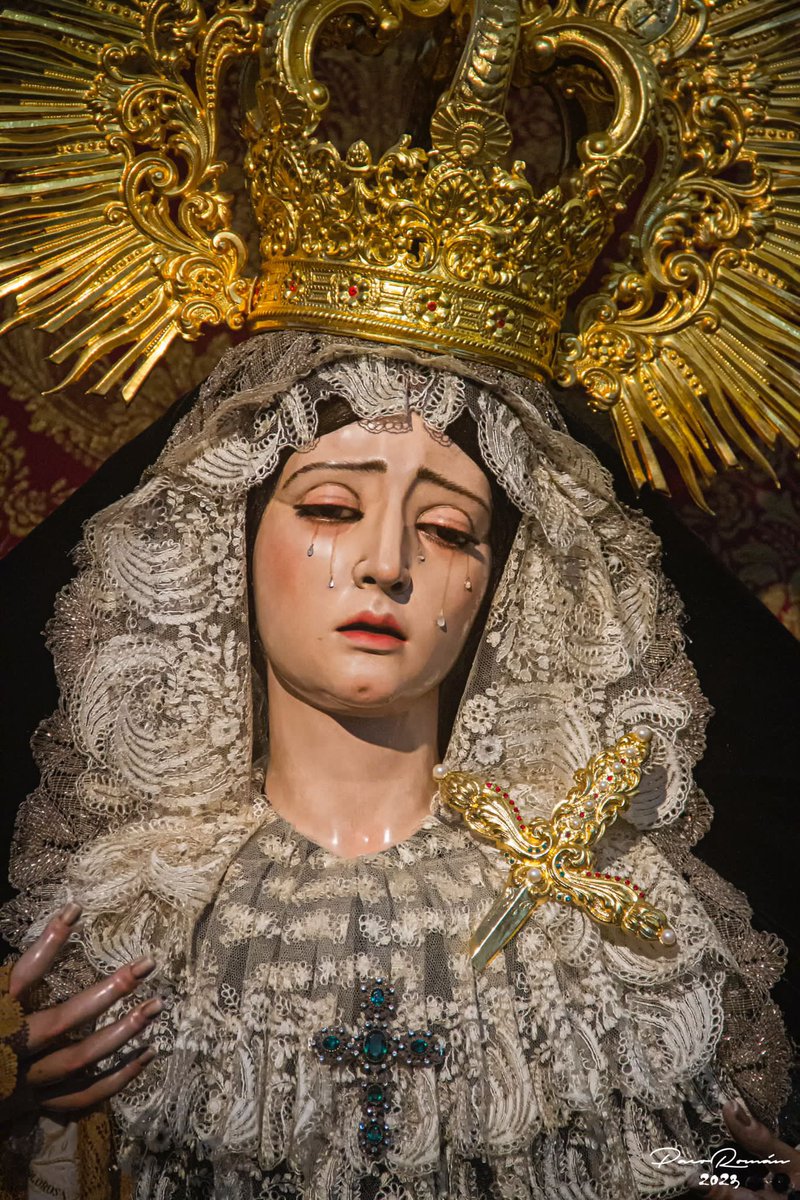 Nuestra Amantísima Titular, María Santísima de la Esperanza del Valle, ataviada para la Conmemoración de Todos los Fieles Difuntos.

📸 Francisco Román.