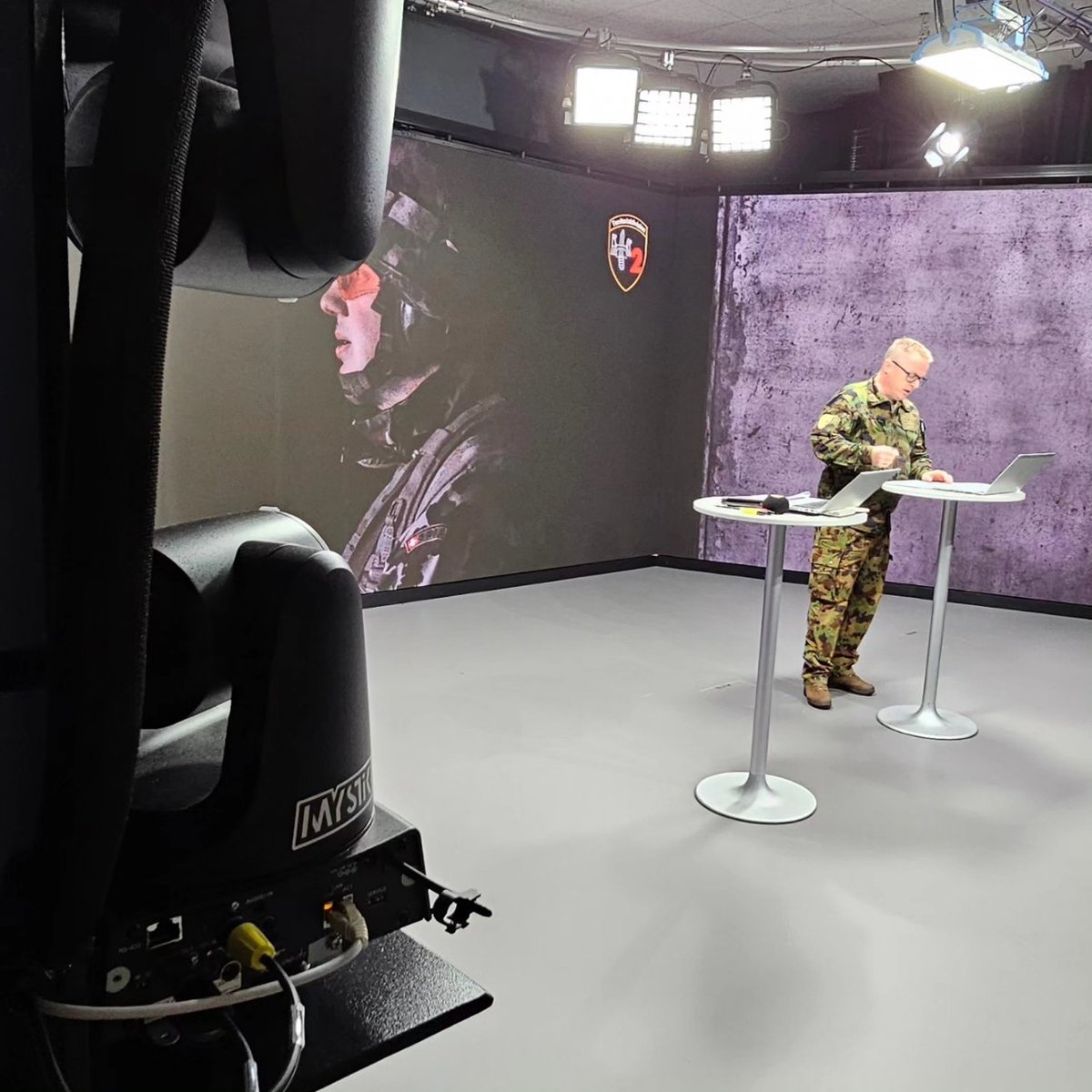 TerDiv2ch tweet media