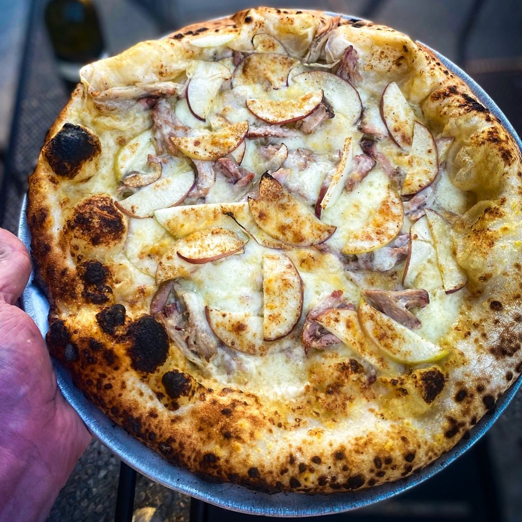 This month, indulge in our pizza of the moment: prepared with brown butter caramelized apple soubise, local cheddar, fresh apples, smoked pork, parmesan, and aged balsamico sourced from our good friends of Acetaia San Giacomo in Reggio Emilia, Italy. $21