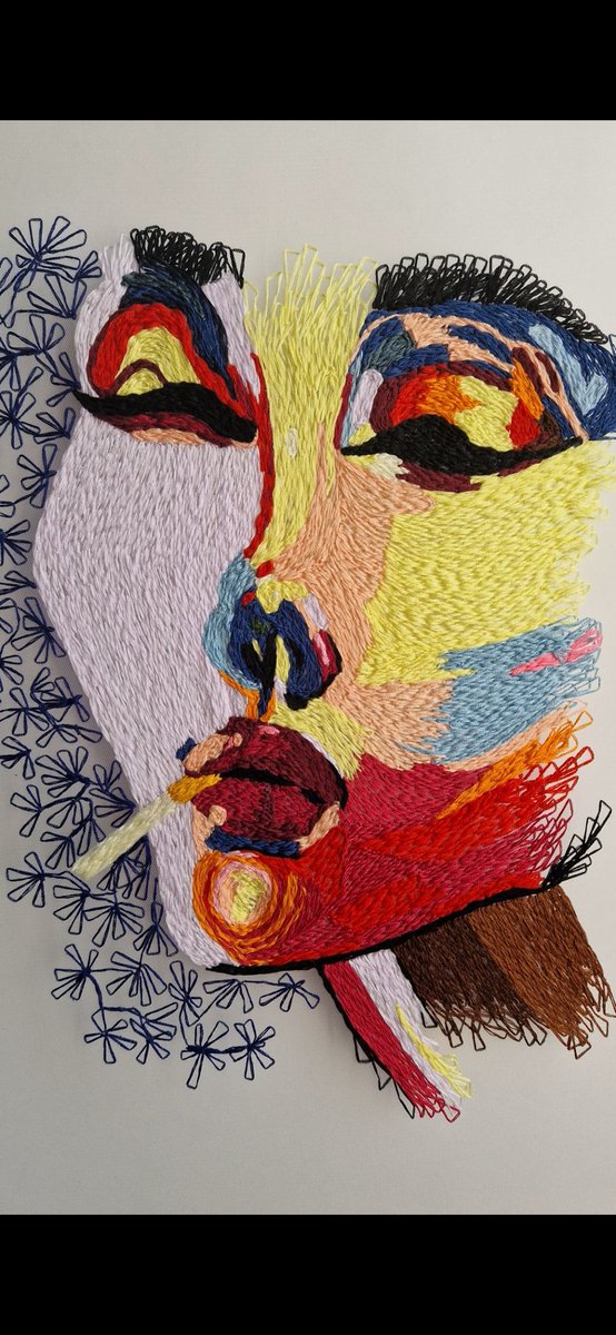 Thrillofthread's tweet photo. Let's title this artwork "Dreaming of Future" - Embroidery artist Tamara Najaryan

#thrillofthread #art #artistsoftwitter #embroidery #tulleart https://t.co/6d19aTaah3