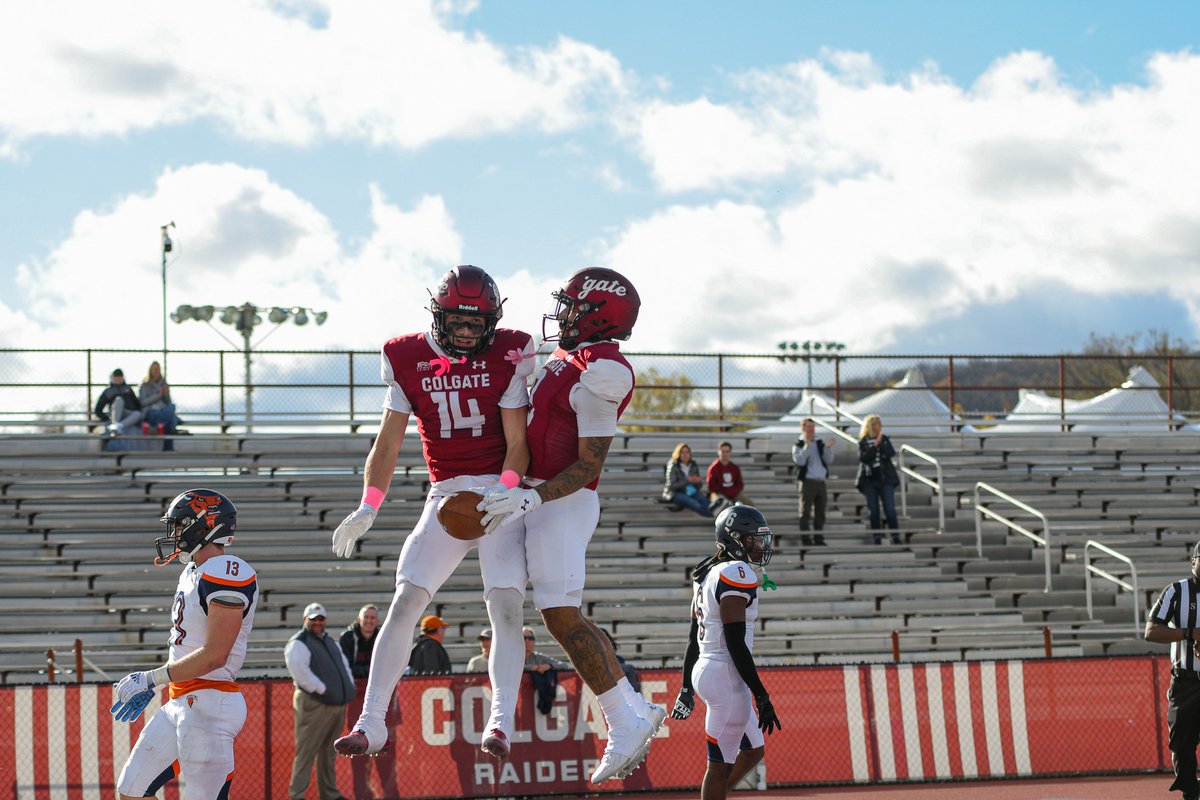 Coach_IPace's tweet photo. Practice Habits 🟰 Game Day Realities...can't wait to attack practice with an awesome group! #FlyGuyzzz #GoGate 🟥⬜️⚔️⚔️ https://t.co/KZlK5YbA0m