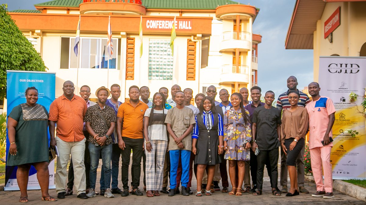dubawaGH's tweet photo. It's been a good first-day teaching, interacting with and understanding the local contexts of journalists who practice in the Volta Region. 
We look forward to another insightful fact-checking training tomorrow! https://t.co/7F8RLScolN