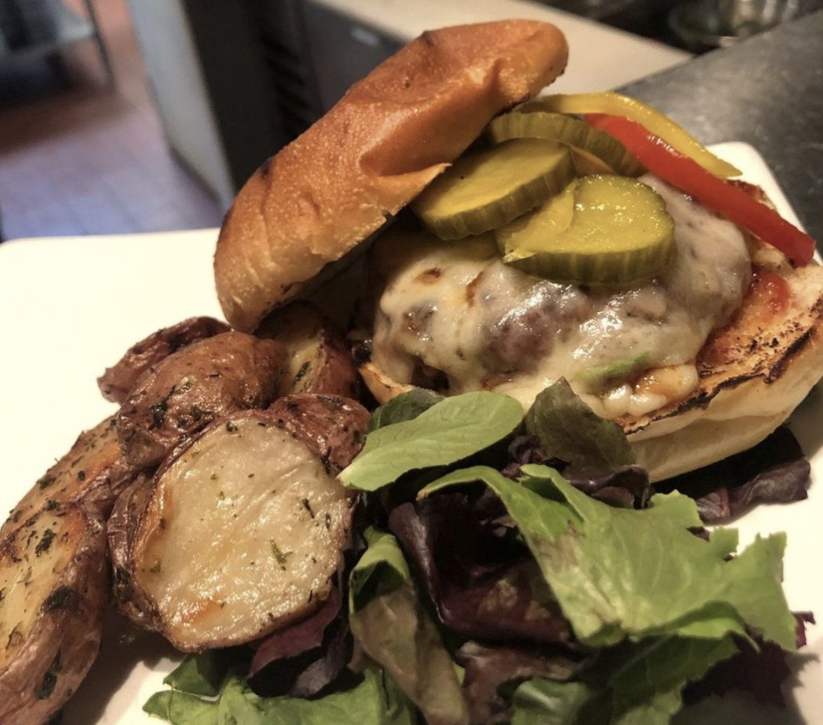 🍔 The Beef &amp; Chorizo Sausage Burger 🍔

An Angus beef and Paradiso chorizo patty with melted smoked cheddar cheese dressed up with house-made ketchup, smoked honey Dijon mustard, and sweet pickles - delicious!

Open12pm - 9pm in <a href="/DTBurlingtonON/">Downtown Burlington</a> and <a href="/OakvilleDwntown/">Downtown Oakville</a>!