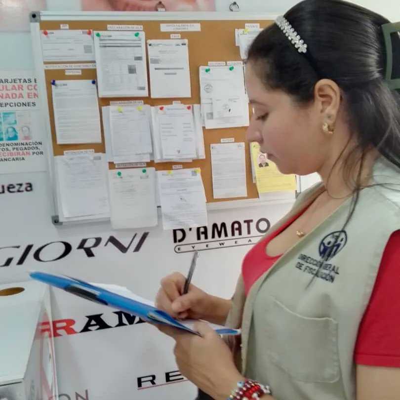 IVSS_OAPTM's tweet photo. #02deNov|| 10 empleadores de Punta de Mata, fueron visitados este jueves por nuestros fiscales para verificar el cumplimiento de la Providencia 003 del IVSS.
#PorUnSeguroMásSocial
@ivssoficial https://t.co/idGIlhXNiA