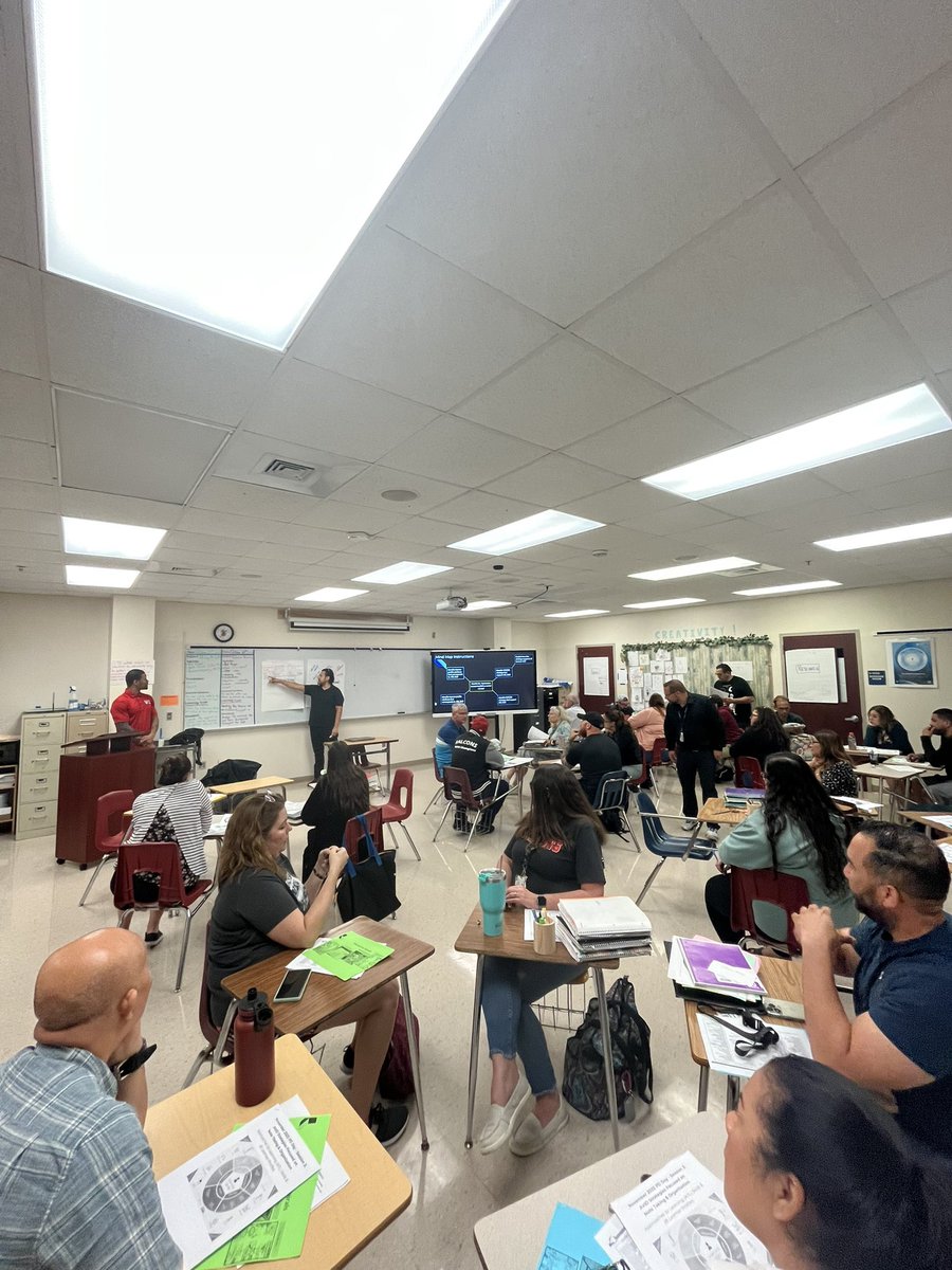 coachboruch's tweet photo. Yesterday was an inspiring day of @iborganization and @AVID4College #professionaldevelopment @FHH_FalconFuryππ‘We delved into #ATLskills #mindmaps & #interactivenotebooks, equipping our #Falcon educators with dynamic tools to elevate #studentlearning #IBforAll @IBinPBCSD @pbcsd https://t.co/CQxzdHBNdU