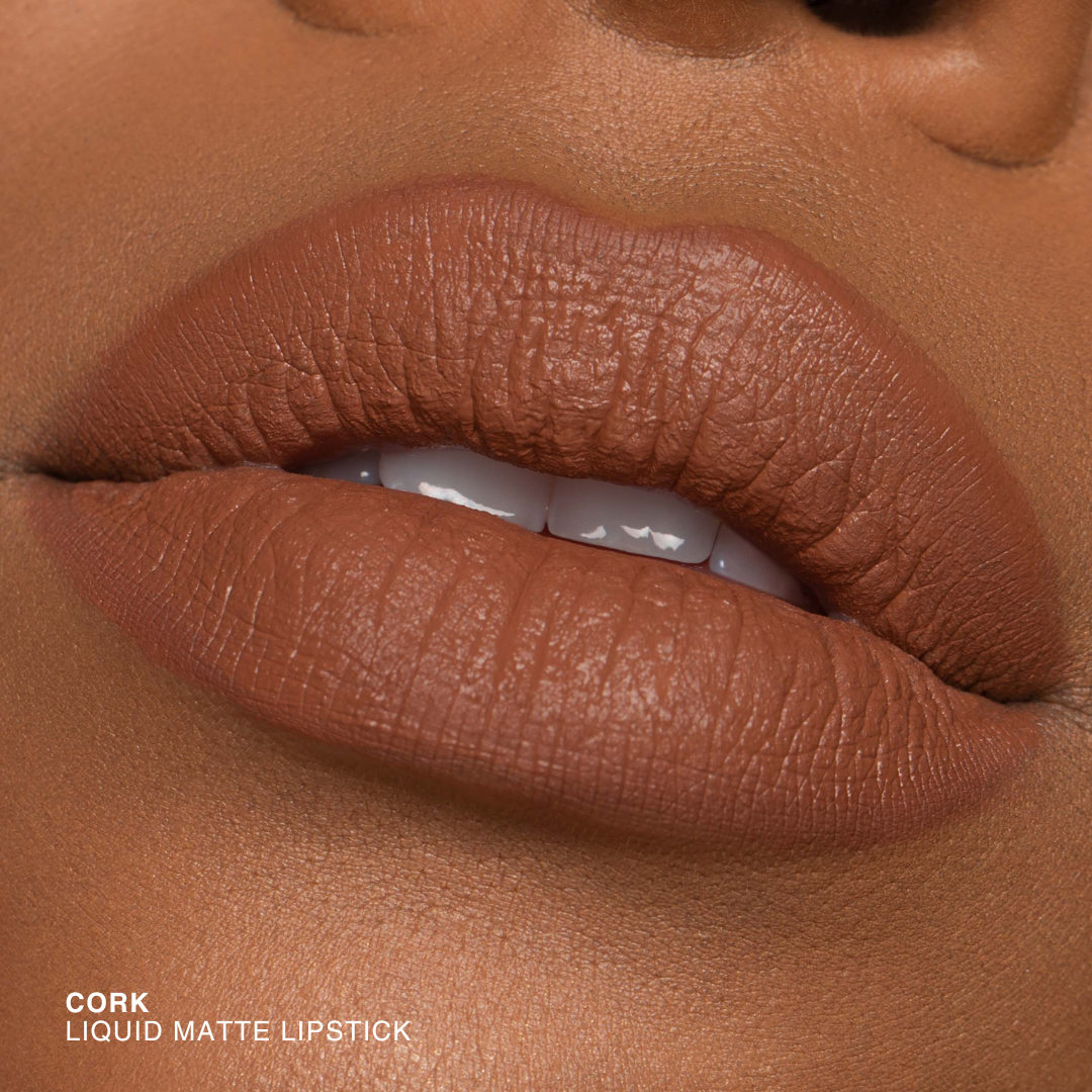 Doseofcolors's tweet photo. Liquid Matte Lipstick shade of the day: a forever fan favorite “Cork” 🤎 This perfect warm brown lipstick is a staple for fall 🍂 #doseofcolors #lipstick #fallmakeup #fallvibes #fallmakeuplook #cinnamonspicemakeup https://t.co/Tun0Nmi5Sl