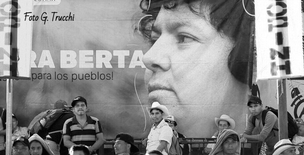 92 meses sin justicia.
#BertaVive #JusticiaParaBerta #DesaCulpable #FaltanLosAtala