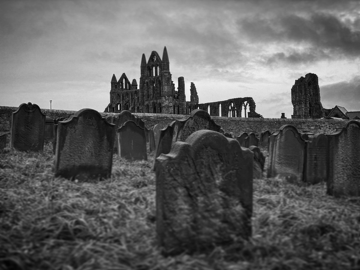RobRyderPhoto's tweet photo. Well with the inclement weather out there… how about another shot of the beautiful #whitbyabbey #blackandwhite #ruins #dracula #bramstoker #atmosphere https://t.co/Ff4Lzk5Epr