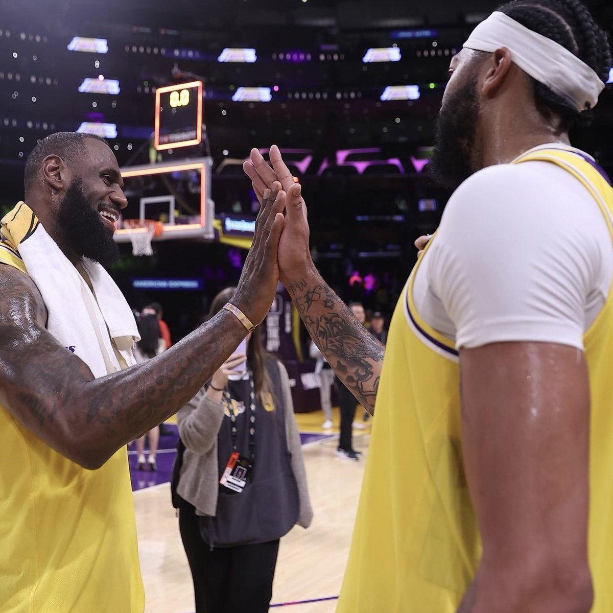 LakeShowYo's tweet photo. Lakers next 5 games:

@ Magic
@ Heat
@ Rockets
vs Suns
vs Trail Blazers 

How many they winning? https://t.co/1FSRRVcxSC