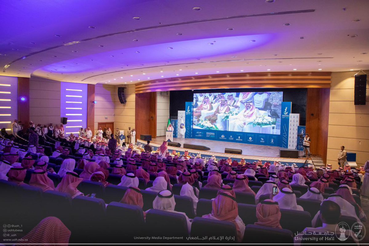 aldewanih1's tweet photo. حضور وتشريف صاحب السمو الملكي الأمير فيصل بن سلطان بن ناصر بن عبدالعزيز آل سعود الرئيس الفخري لـ #مؤسسة_الديوانية لملتقى #مانح2 في منطقة #حائل برعاية من سمو أمير منطقة حائل وسمو نائب أمير المنطقة في #جامعة_حائل .. https://t.co/mMaoflkv8Z