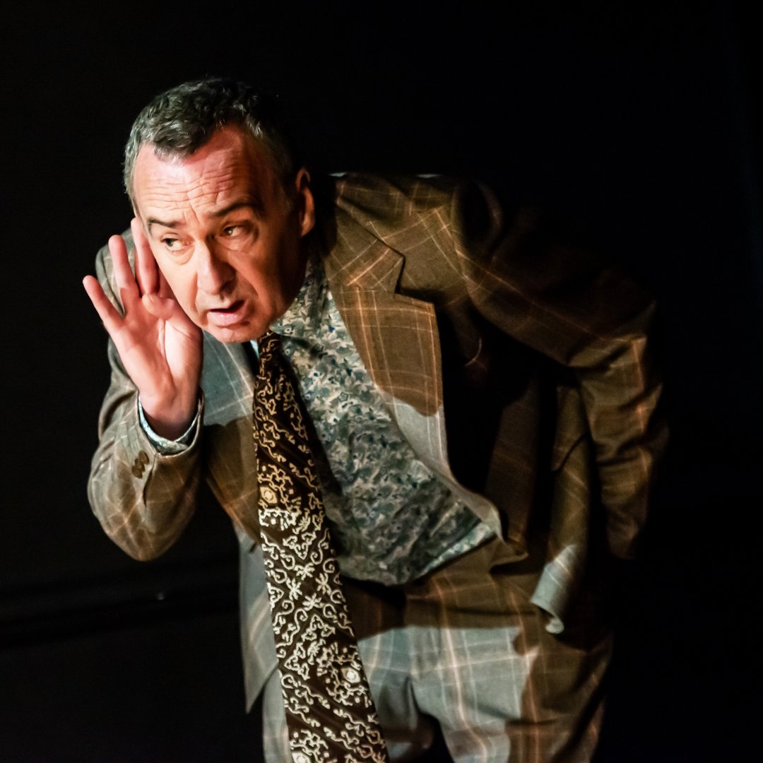 If you haven't seen Dead Dad Dog yet, you're missing out! Come along to <a href="/TraverseTheatre/">Traverse Theatre</a> to experience this landmark revival of funny, heartwarming 1987 Scottish play, Dead Dad Dog.

🗓️ 01-04 Nov, Traverse Theatre

🎟️ linktr.ee/DeadDadDog_Sun…