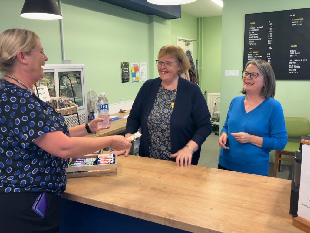 volunteering@geh.nhs.uk tweet media