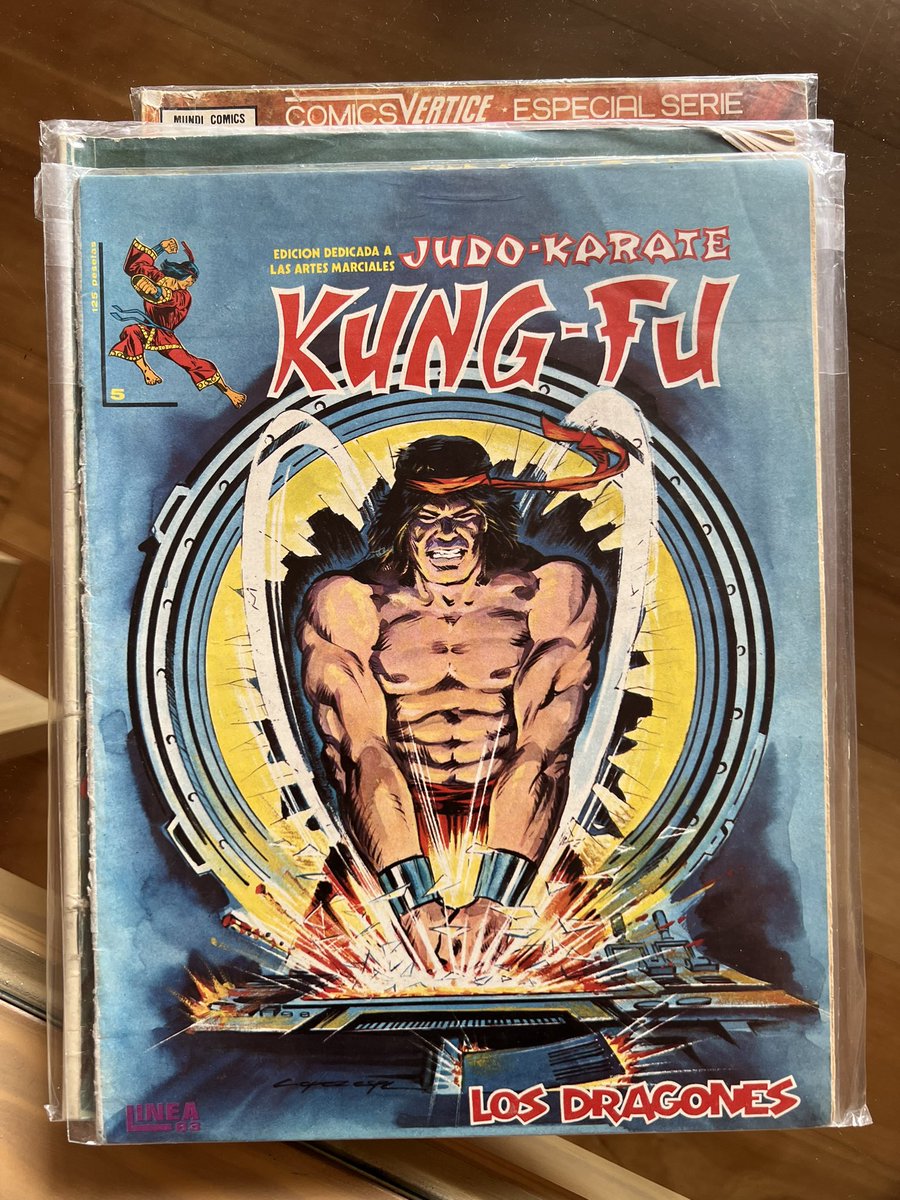 ShangChiPH's tweet photo. Found some vintage comics featuring in Shang-Chi. Spanish language prints of stories covered in Deadly Hands of Kung-Fu & Master of Kung-Fu, under the titles such as “Relatos Salvajes: Artes Marciales Judo Karate Kung Fu”.
.
.
.
#ShangChi #MasterOfKungFu #DeadlyHandsOfKungFu https://t.co/R9gTInwgLb