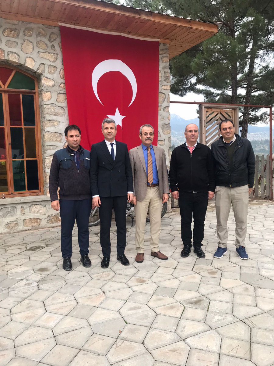 AladagNufus's tweet photo. İl Nüfus ve Vatandaşlık Müdürümüz Sayın Sakip PEHLİVANOĞLU ilçemiz nüfus müdürlüğünü denetlemiştir. Kendisinin bilgi ve tecrübesinden faydalanarak eksiklerimizi istişare ettik. Teşekkür ederiz. @sakippehlivan 
@Aladagkaymakam @sofuoglufatih 
@AdanaNufus https://t.co/94BRJvAa9B