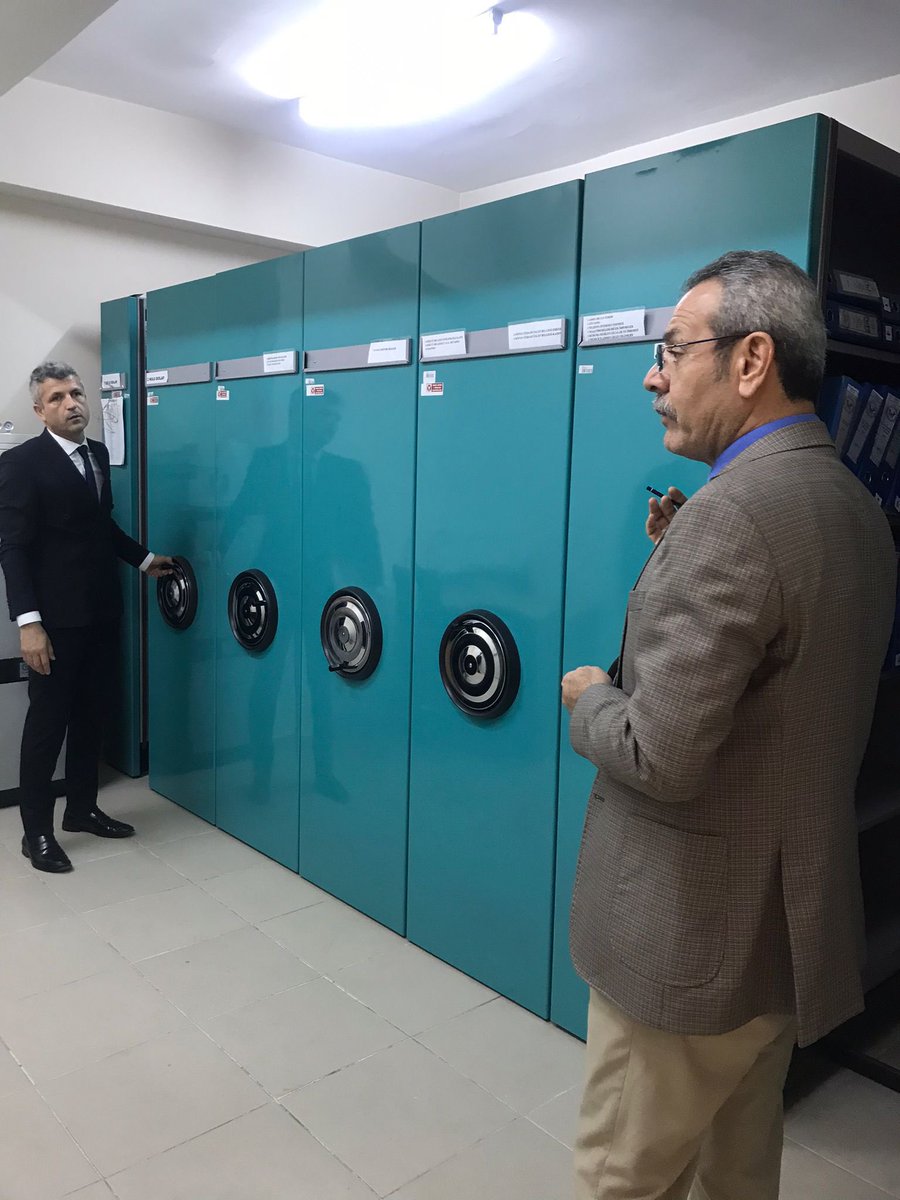 AladagNufus's tweet photo. İl Nüfus ve Vatandaşlık Müdürümüz Sayın Sakip PEHLİVANOĞLU ilçemiz nüfus müdürlüğünü denetlemiştir. Kendisinin bilgi ve tecrübesinden faydalanarak eksiklerimizi istişare ettik. Teşekkür ederiz. @sakippehlivan 
@Aladagkaymakam @sofuoglufatih 
@AdanaNufus https://t.co/94BRJvAa9B