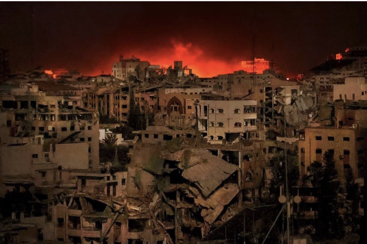 IbnAlMufti's tweet photo. sorry gaza

we failed you

humanity has failed you

sorry 💔 ❤️‍🩹 https://t.co/7Y14Nl9yKT
