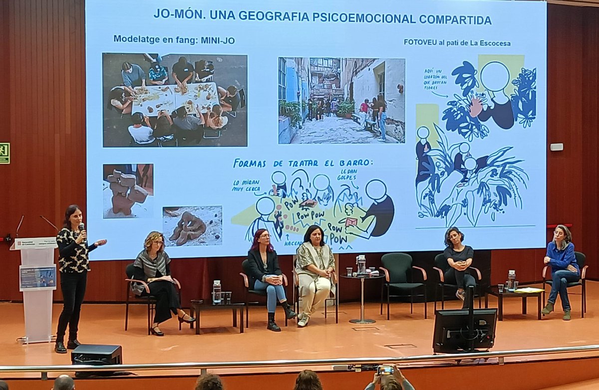 primariaicscat's tweet photo. Intra-accions és un projecte de co-creació en arts, salut i educació que busca trobar causes de malestar emocional en adolescents a través d'una intervenció amb mediació artística
Per #CAPPoblenou, @IMariaEspinalt i @LaEscocesaBCN i presentat per la metgessa Montse Verdú https://t.co/gNxeFNVyKn