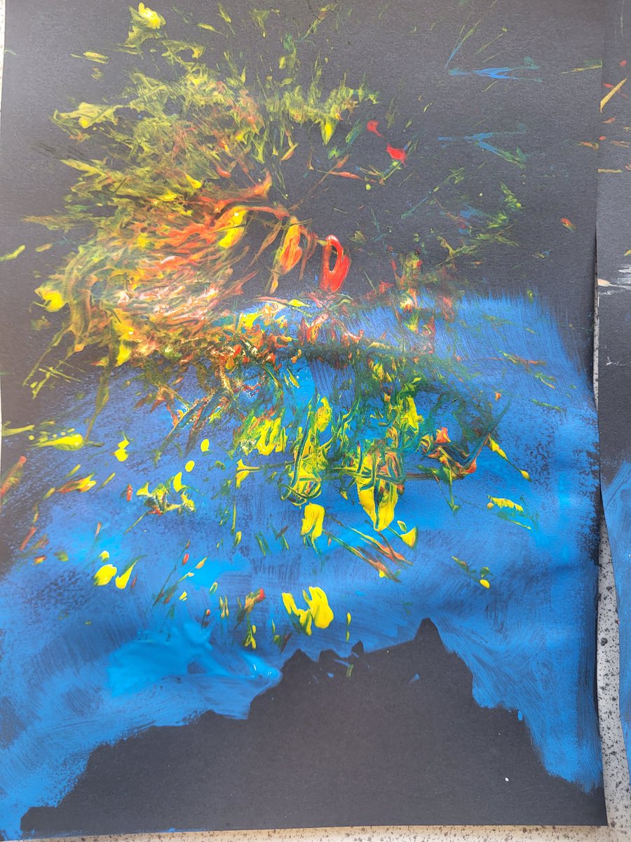 vcmooreartist's tweet photo. Edinburgh Castle Fireworks. Our S1/S2 DEN Class had lots of fun experimenting with different painting tools and techniques to create their colourful artworks. Well done 🎆 @StAndrewsRCHS #fireworkartworks #creativity #mediahandlingskills https://t.co/43nmazArPa
