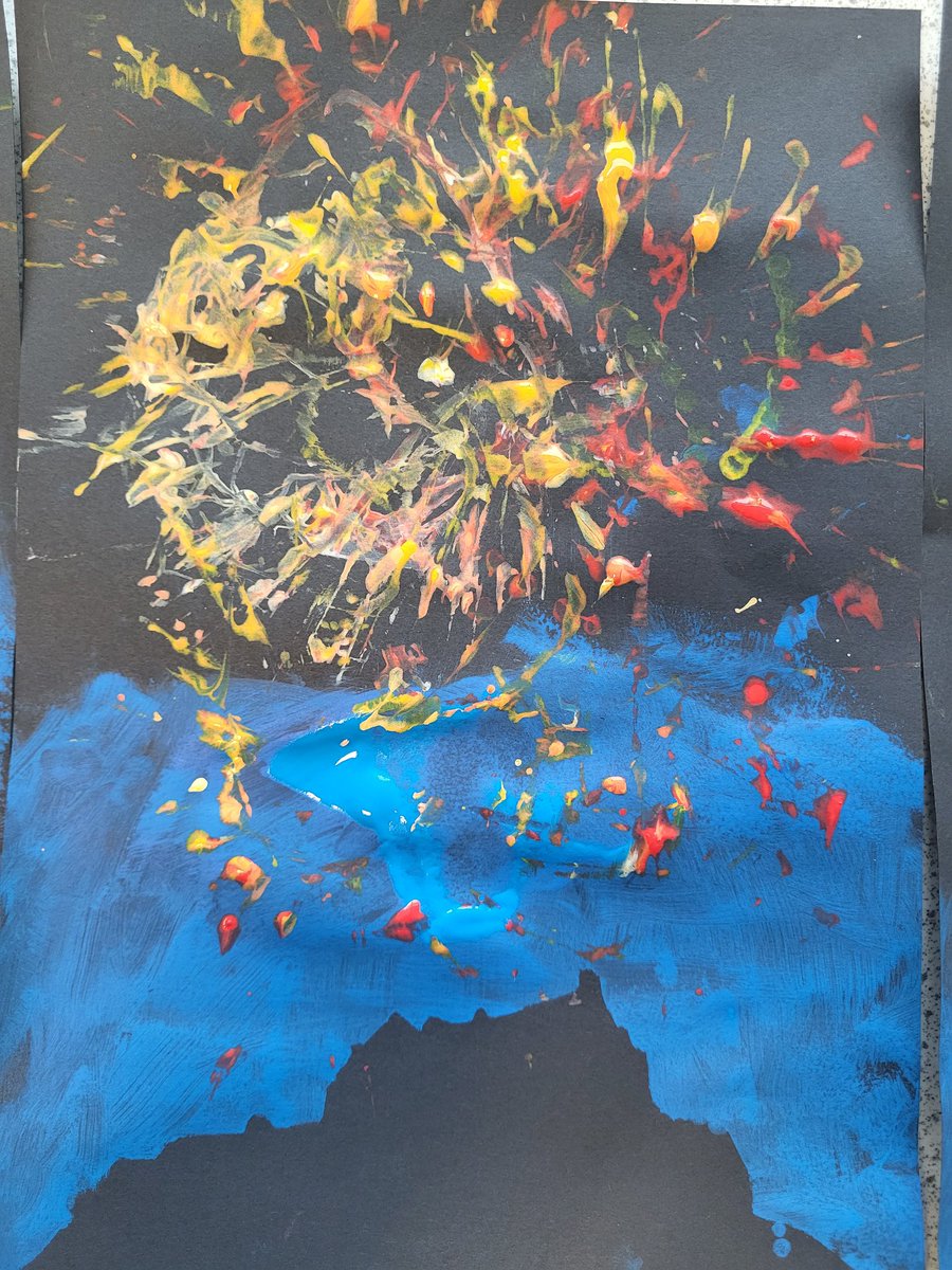 vcmooreartist's tweet photo. Edinburgh Castle Fireworks. Our S1/S2 DEN Class had lots of fun experimenting with different painting tools and techniques to create their colourful artworks. Well done 🎆 @StAndrewsRCHS #fireworkartworks #creativity #mediahandlingskills https://t.co/43nmazArPa