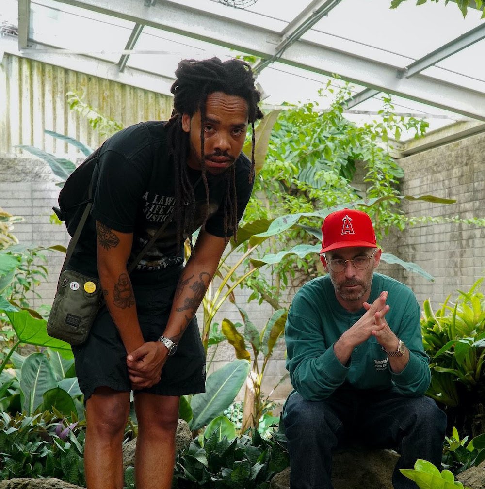 The Alchemist says that the WORST trend in hip hop rn is artists who rap over their vocals at live shows 👀

“I wanna hear your voice, you’re an entertainer. Take your vocals out of the beats and rap on the beats for Christ’s sake, it’s the ground floor of hip hop.”

Do y’all