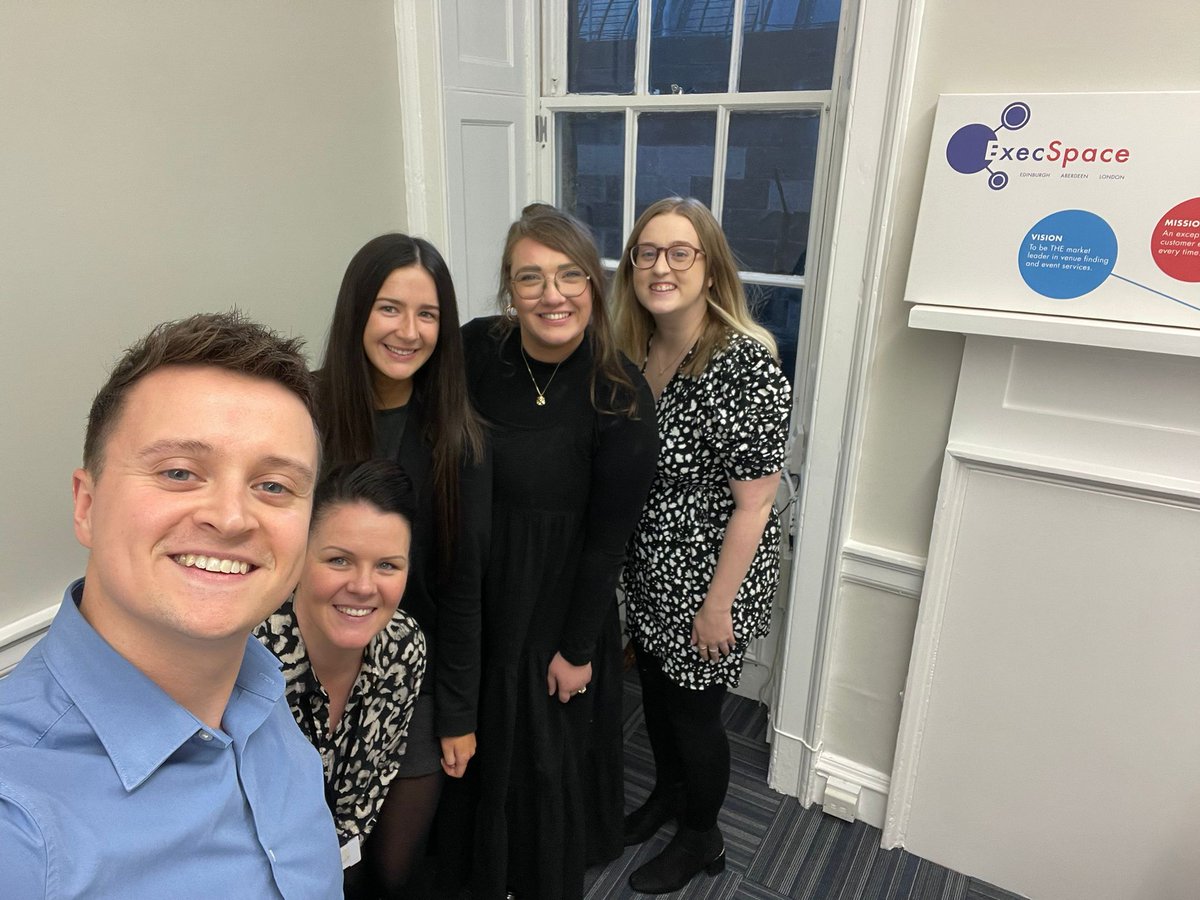 ExecSpace's tweet photo. 🍰🫖Lauren and Ellie from the Dalmahoy treated us to a delicious afternoon tea yesterday. 

Gorgeously rural and yet just 7 miles from the centre of Edinburgh, we heard all about the latest from 'Edinburgh’s Country Estate', as well as what's coming up for 25/26

 #VenueExperts https://t.co/OMvjY8dm13