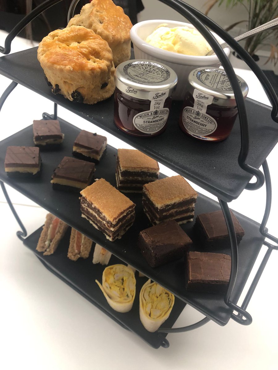 ExecSpace's tweet photo. 🍰🫖Lauren and Ellie from the Dalmahoy treated us to a delicious afternoon tea yesterday. 

Gorgeously rural and yet just 7 miles from the centre of Edinburgh, we heard all about the latest from 'Edinburgh’s Country Estate', as well as what's coming up for 25/26

 #VenueExperts https://t.co/OMvjY8dm13