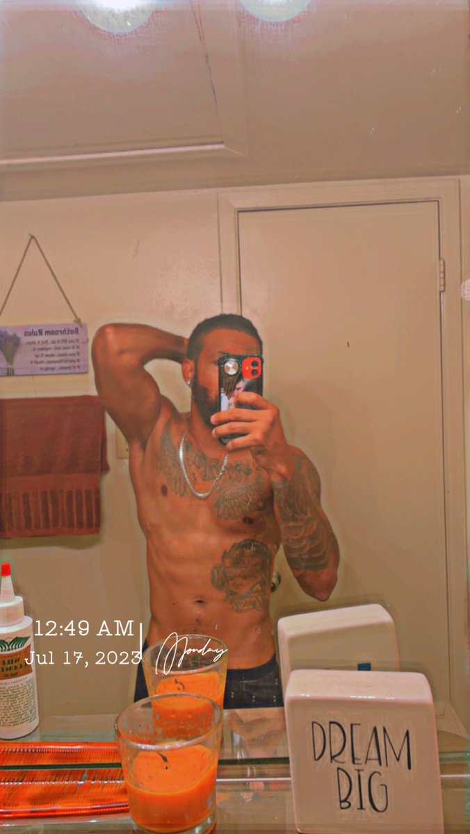 flako (@borniechriss) on Twitter photo 