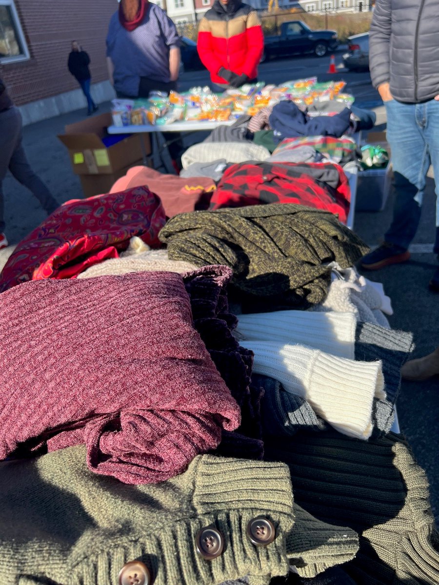 Amos House tweet media