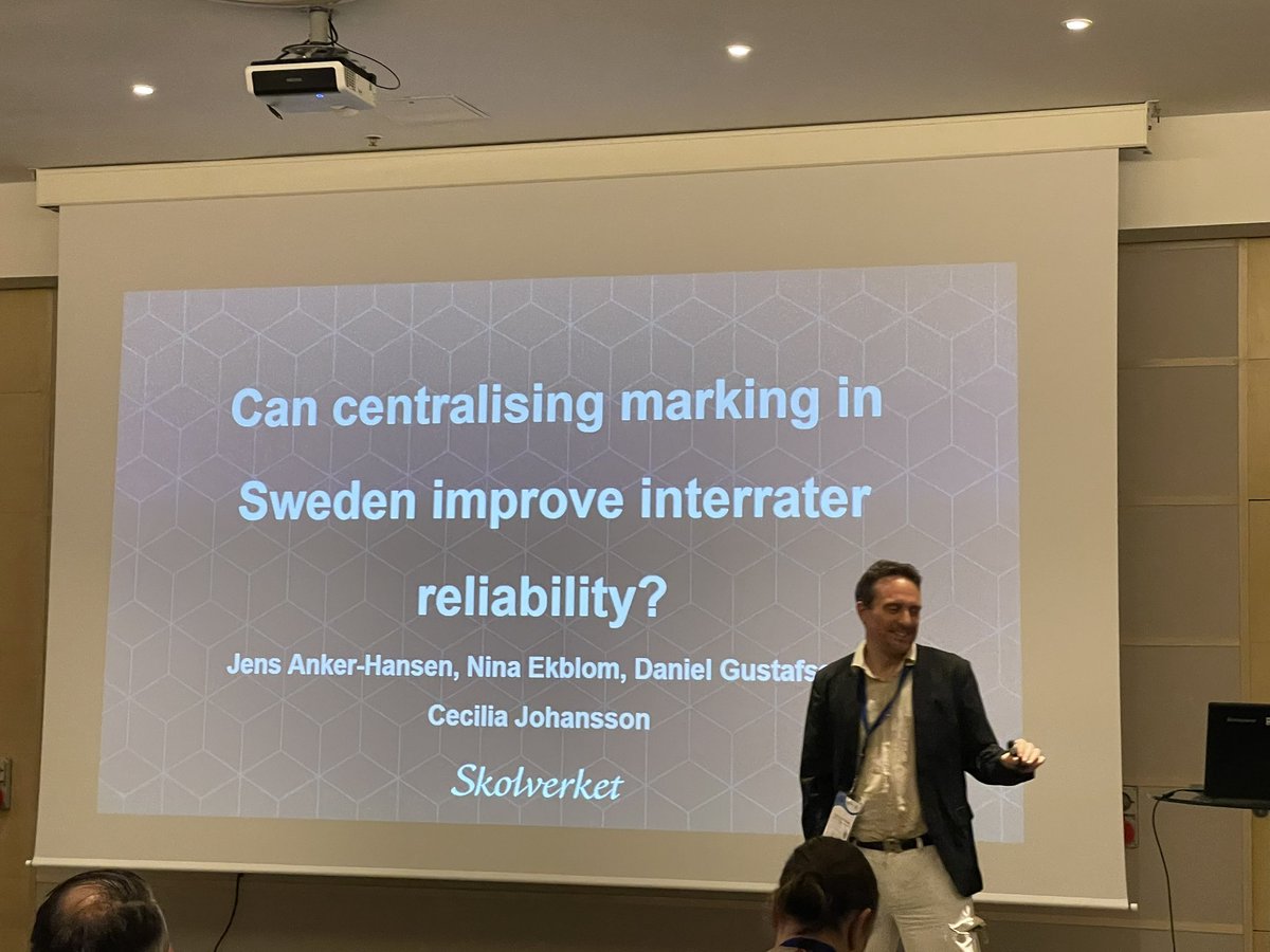 Can centralising marking in Sweden improve interrater reliability? @Skolverket Jens Anker Hanssen present their report at #aeaEurope2023