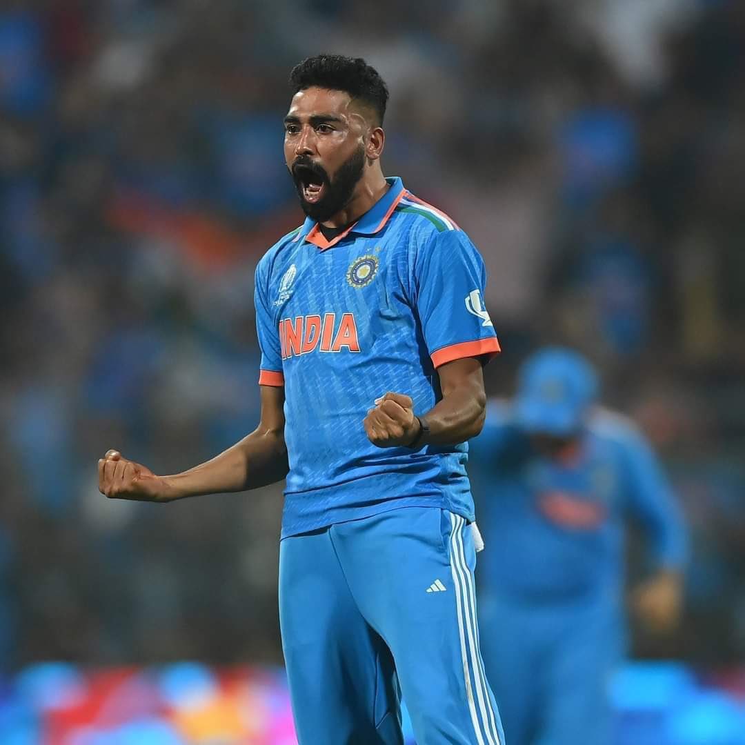 vinay7000's tweet photo. Superlative bowling by Mohammed Shami, Siraj and Jasprit Bumrah…
#Congratulations_Team_India...

Jai Hind 🇮🇳 https://t.co/3DNTFZFRQy