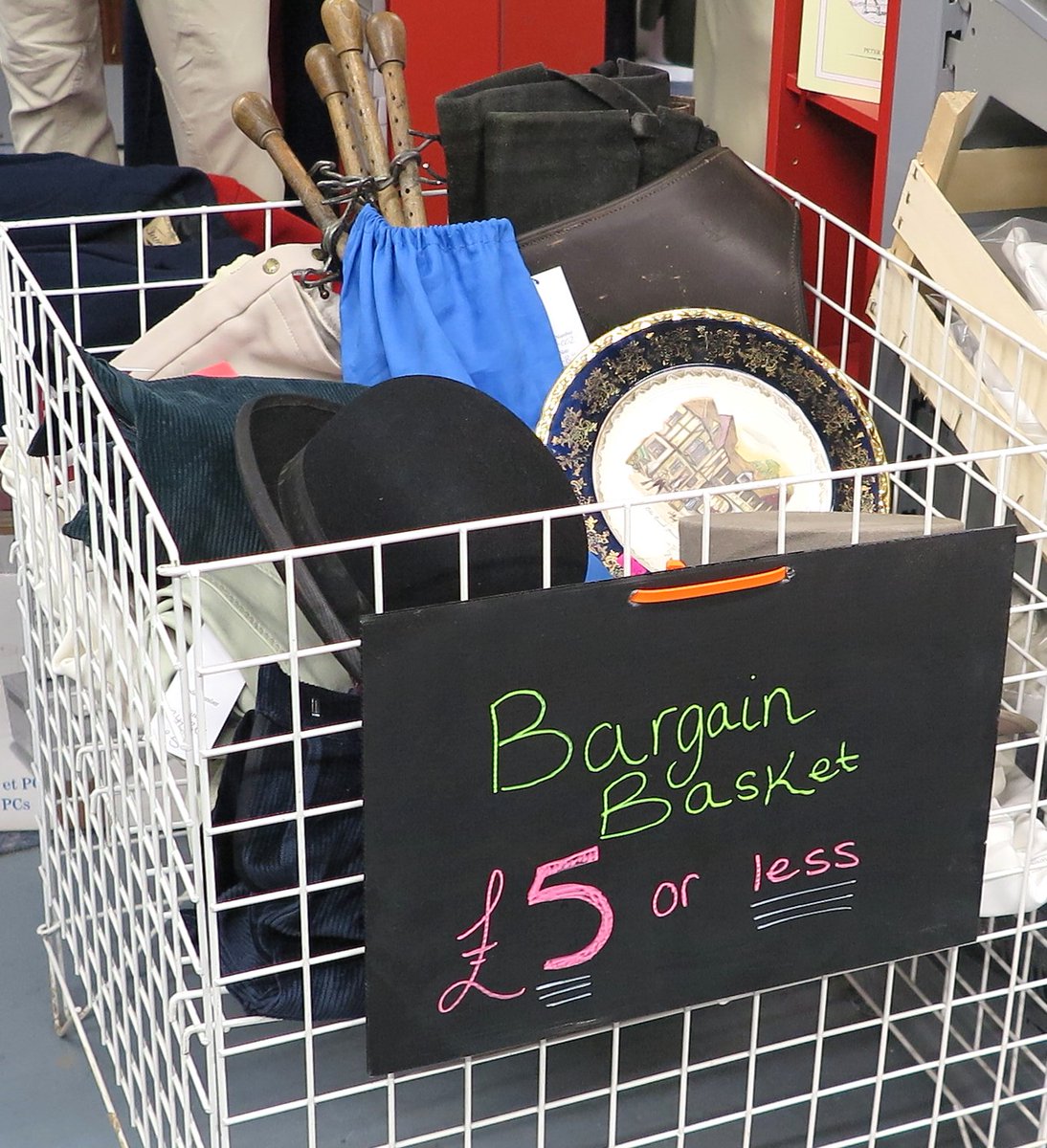 TheHuntingShop's tweet image. Make sure you have a good rummage through the bargain basket when in store!! You never know what you'll find in there!! 📷 #INSTOREONLY