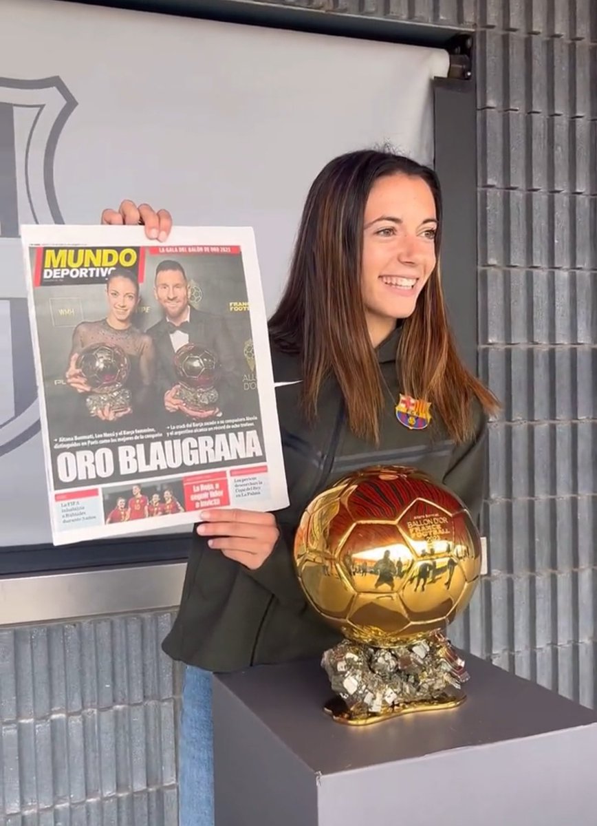 🗣️Aitana Bonmati (2023 Women’s Ballon D’or Winner) :

“I have always wanted a photo with Messi anyway. It was a unique moment that may not be repeated. I remember when I was young, I used to watch Messi get his first Ballon D’or award and I never imagined that I would win it