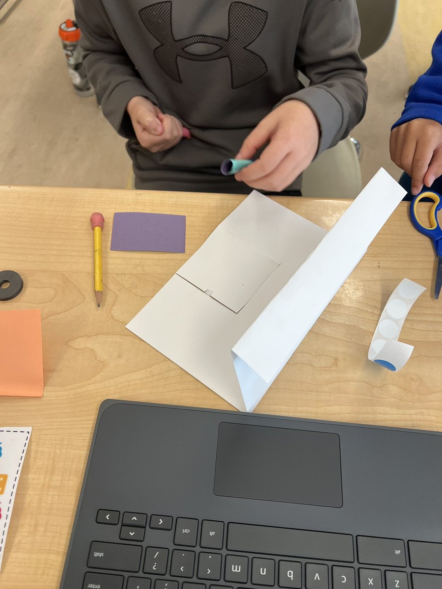 Linda Broderick tweet media