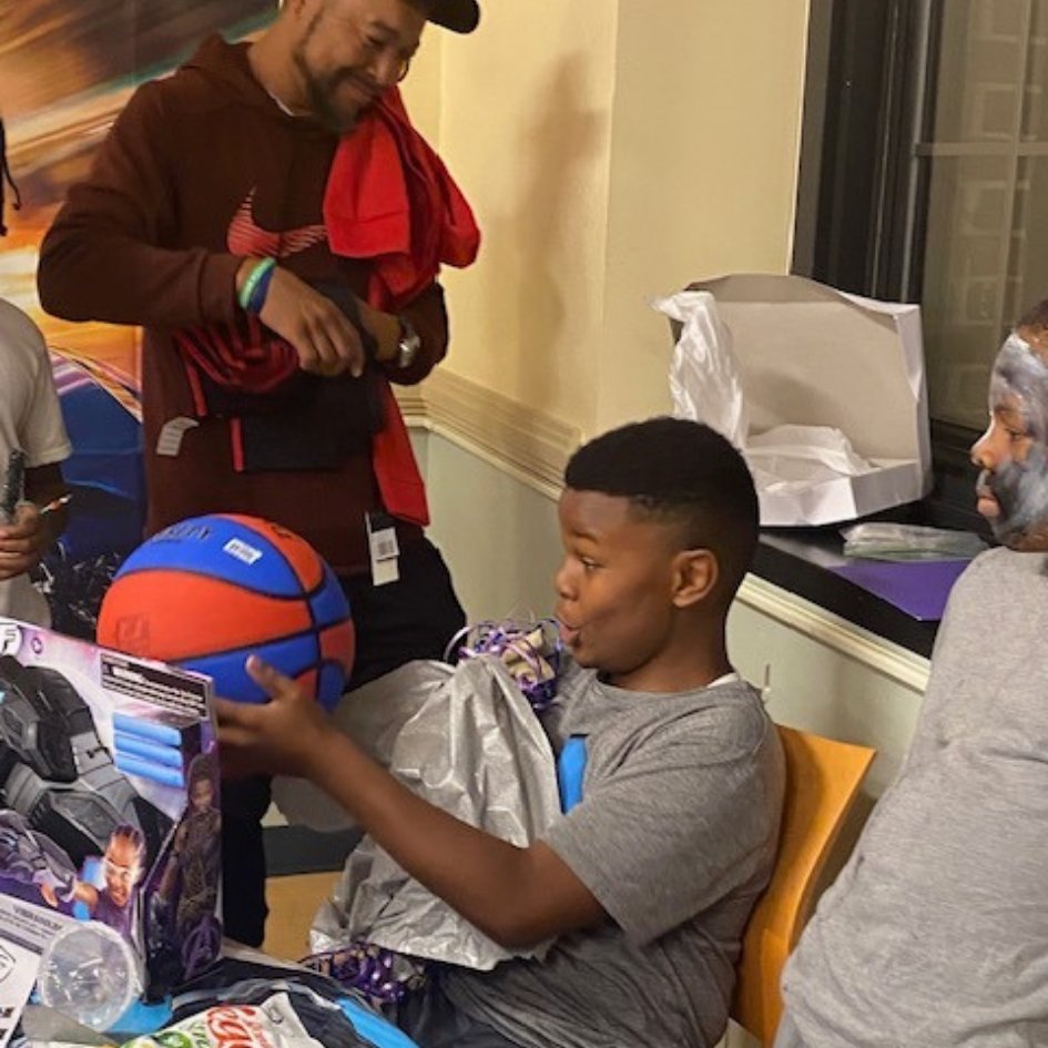 Extraordinary Bdays tweet media