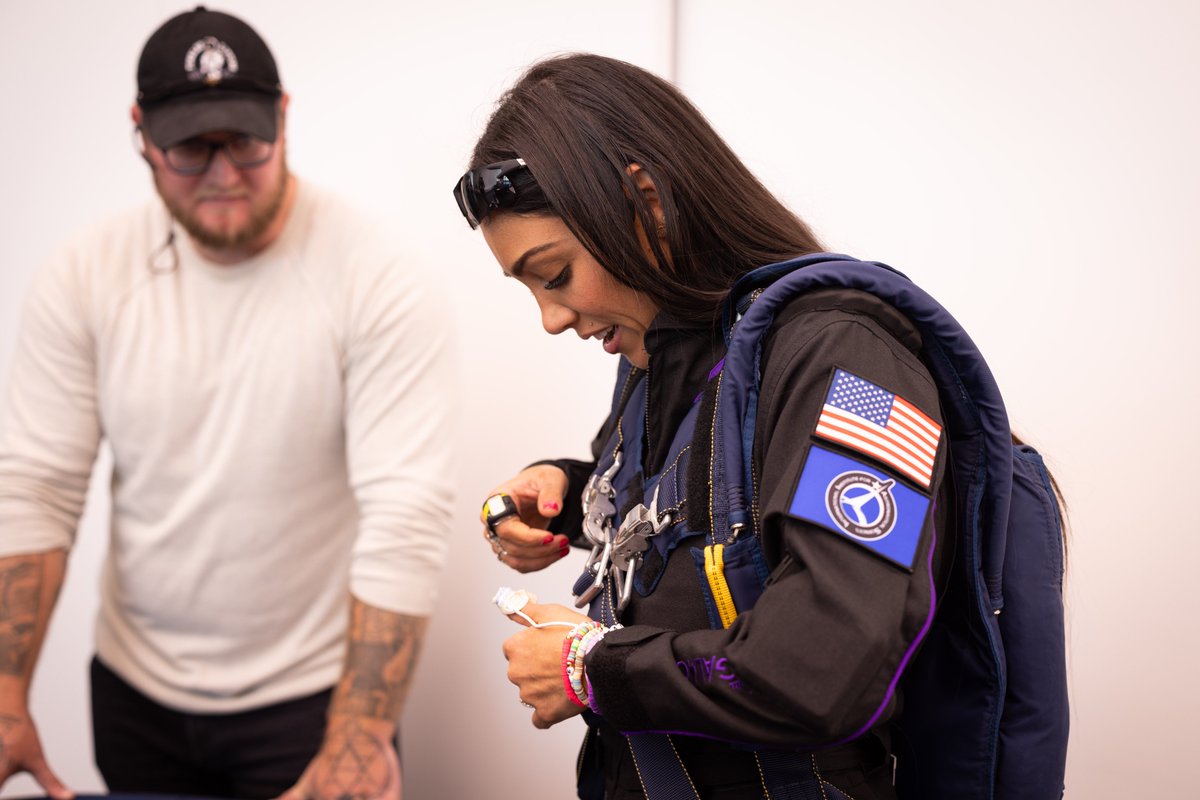 .<a href="/KellieGerardi/">Kellie Gerardi</a> is wearing an Astroskin biomonitoring device developed with the support of the Canadian Space Agency (<a href="/CSA/">CSA</a>). Fun Fact: The Astroskin is currently in use by astronauts aboard the @ISS! #Galactic05 marks the first time this technology will be used during launch,