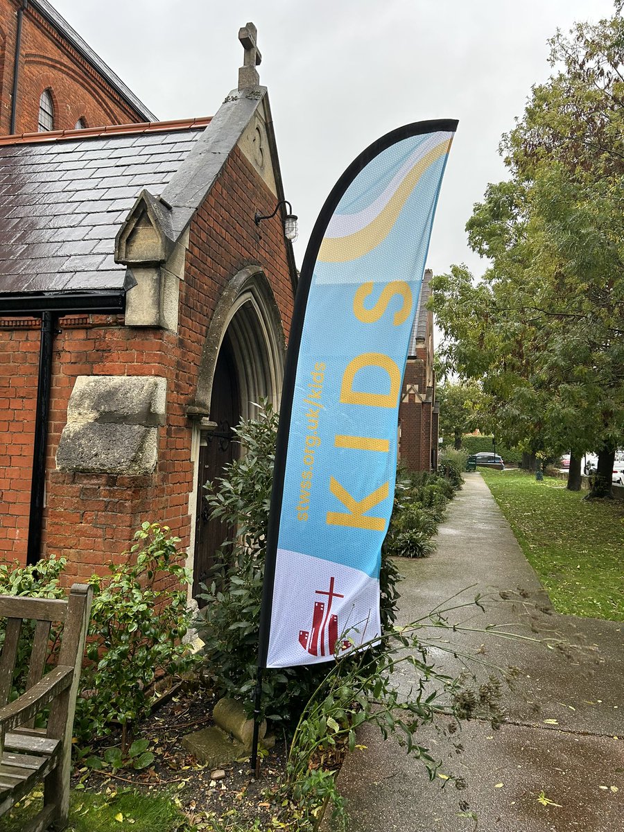 revsuecooke's tweet photo. Super excited for the start of our new after school ministry @STwSS today! @SouthwarkCofE #teatoast #welcome #prayer #families https://t.co/HvvTzZ7vMn