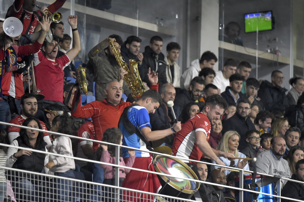 ¡𝑻𝒂𝒓𝒅𝒊𝒆𝒏𝒕𝒂 𝒊𝒃𝒂 𝒂 𝒈𝒂𝒏𝒂𝒓 𝒔𝒊́ 𝒐 𝒔𝒊́!

Ayer en El Alcoraz se vivió una fiesta. Fue un placer acoger vuestra ilusión, <a href="/CFTardienta/">C.F. TARDIENTA</a>.

🤝 #OrgulloAltoaragonés