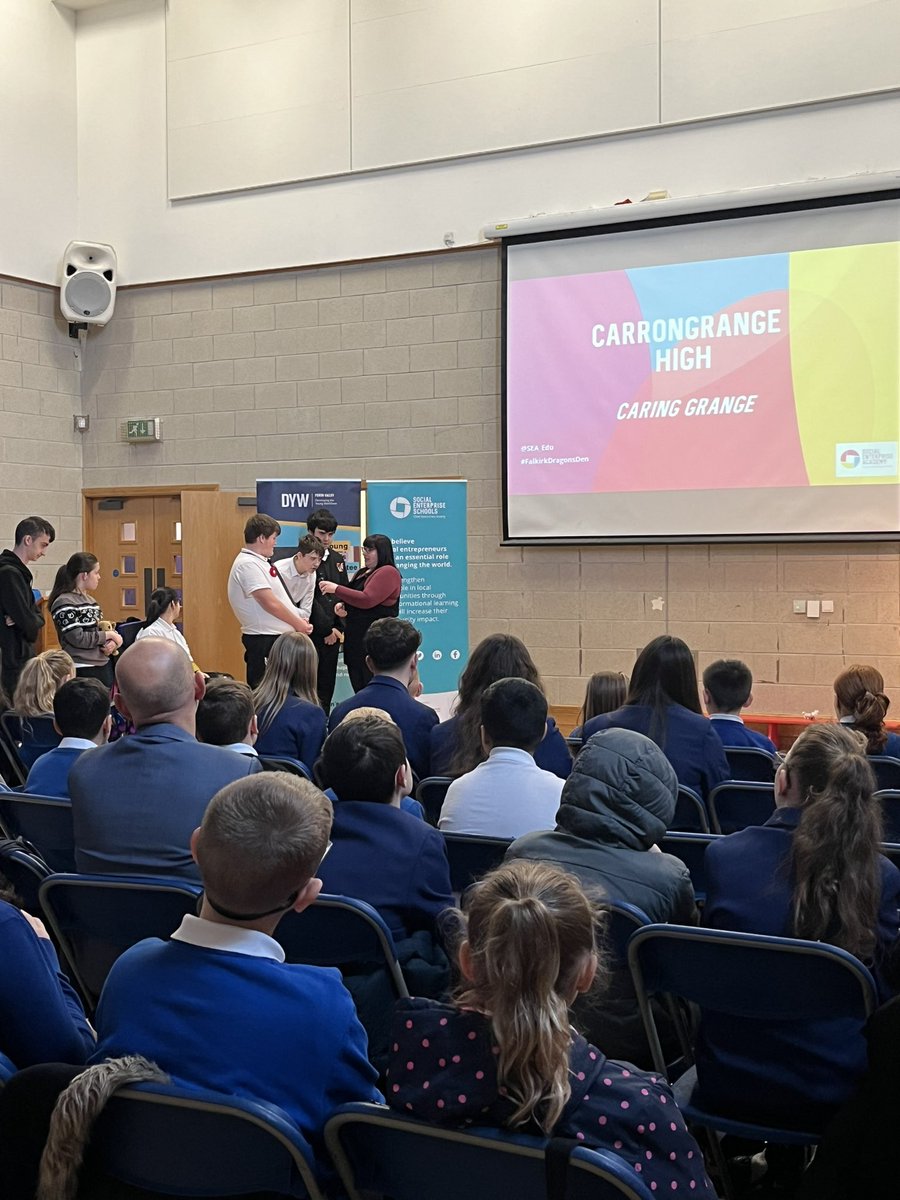 DYW_ForthValley's tweet photo. What an amazing day it has been🙌🏻

We are so proud of our young people and their entrepreneurial ideas, so much so that it was really hard to pick a winner🏆 

Pupils agreed they were really nervous but once they presented they felt confident, proud &amp; happy!

#Falkirkdragonsden🐉 https://t.co/4mwCeRT29b