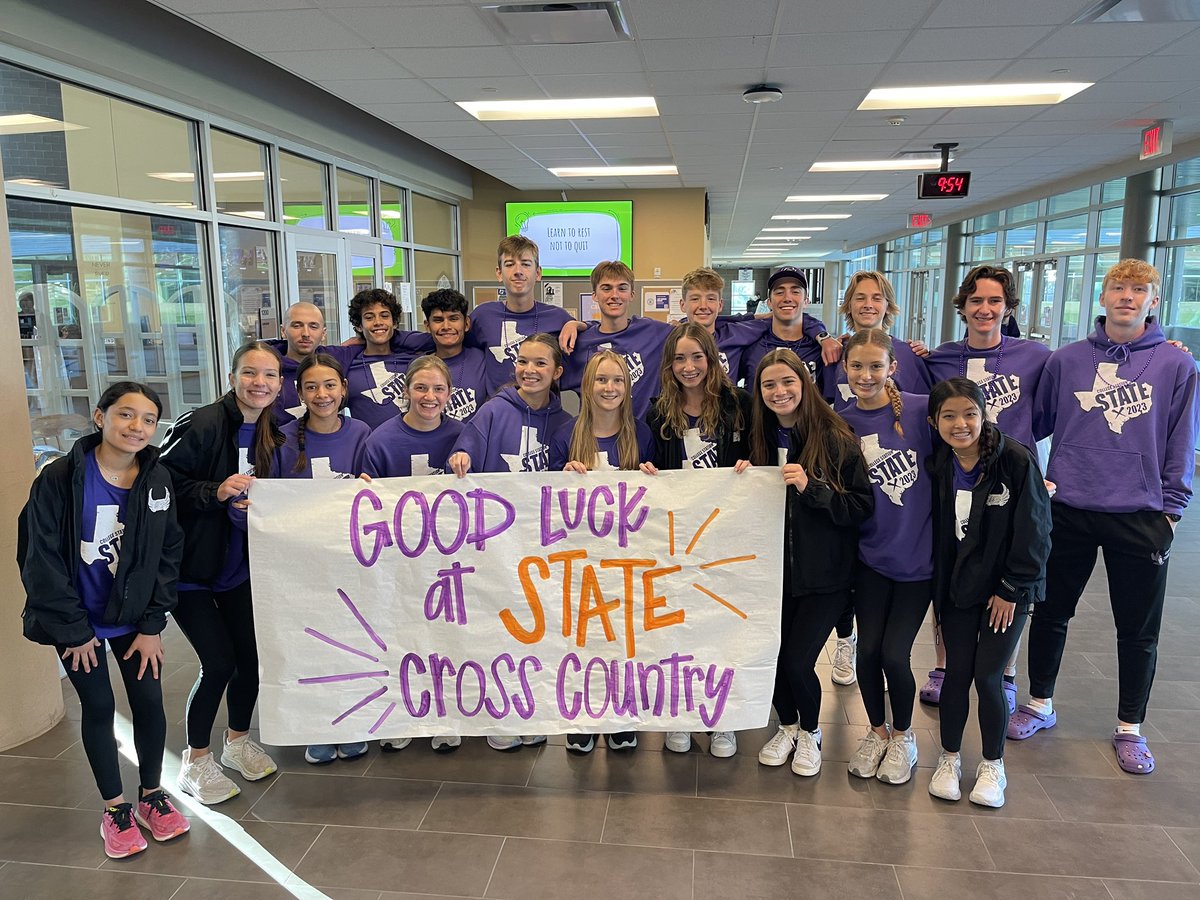 CSHS_Distance's tweet photo. What a tremendous State Meet sendoff for our #OxygenMonsters ‼️

Thank you to our parents @cshsbands @CheerCshs @MissK73_ @CSHighSchool @msahmedtech @J_Grimes00 

We feel the love💜

#StepUpShowUp https://t.co/y0p41QQZ7l