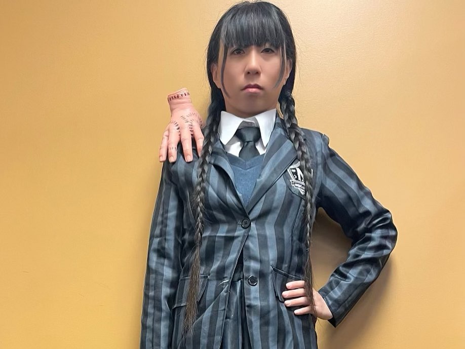 We had a SPOOK-tacular #Halloween at SCOS! The staff really dressed to impress with their fantastic costumes to celebrate, and the holiday potluck was a real treat!  A special congrats to Jessica for winning the costume contest! #scos #orthopedics #orangeCounty #bones #teamwork