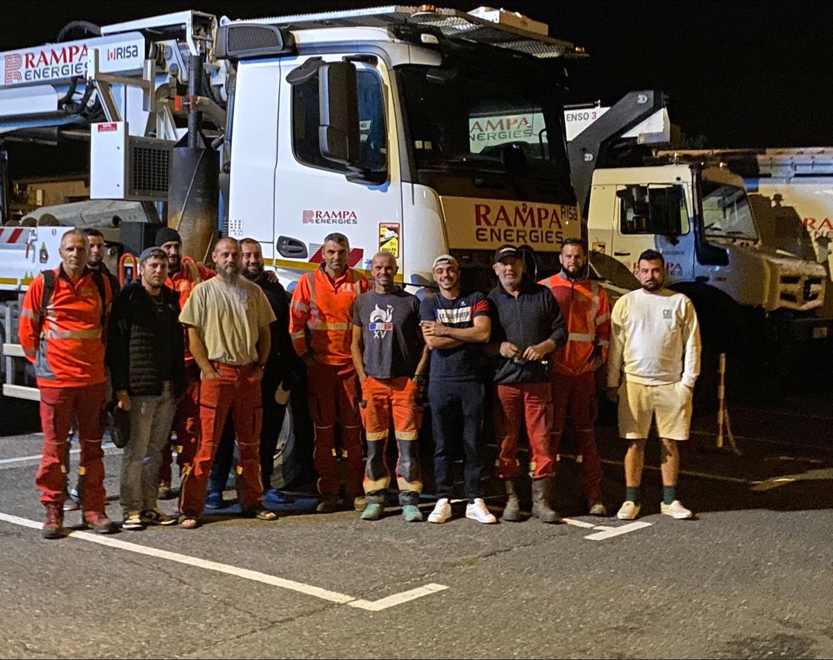 #tempete #Ciaran ⚡️La grande famille des entreprises du <a href="/SERCE_France/">SERCE</a> se mobilise et rejoint les zones sinistrées pr prêter main forte aux équipes d'@Enedis...  Les cohortes viennent de  toute la France ... #servicepublic <a href="/frtpbretagne/">FRTP Bretagne</a> <a href="/FRTP_Normandie/">FRTP Normandie</a> <a href="/FRTPHDF/">FRTP Hauts-de-France</a> <a href="/PaysdelaloireTP/">FRTP paysdelaloire</a>