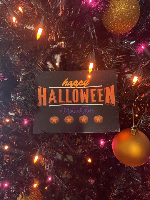 I&rsquo;m a little late posting but, thank you so much Bethany and Robbie!!! Hope everyone had a spooky Halloween<a href="/tag/thankyou"class="tags"><span>#thankyou</span></a><a href="/tag/halloweeniseveryday"class="tags"><span>#halloweeniseveryday</span></a><a href="/tag/mutantfam"class="tags"><span>#mutantfam</span></a>