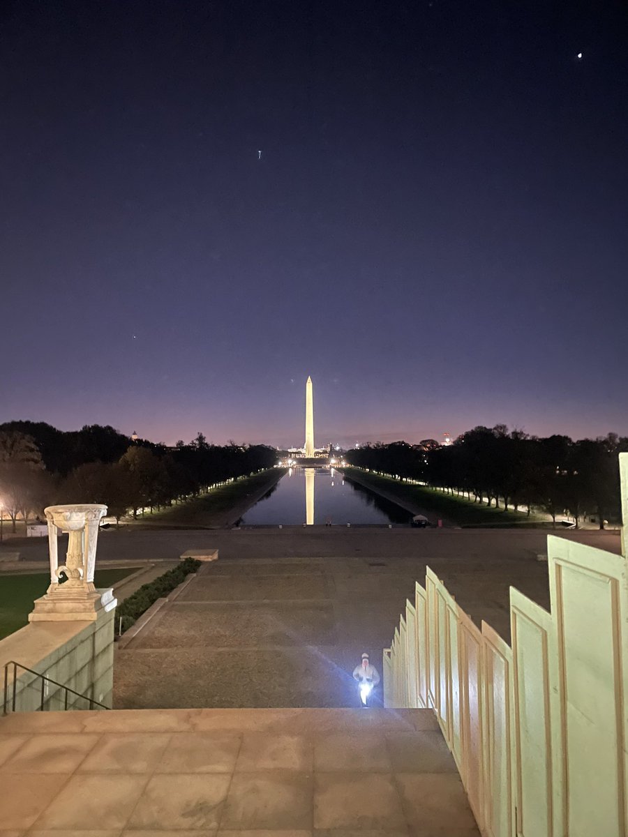 AMERSA_tweets's tweet photo. This morning’s #funruncrew enjoyed a run through beautiful Washington, D.C. before the conference this morning!
#AMERSA2023 https://t.co/LCIPBIK1l3