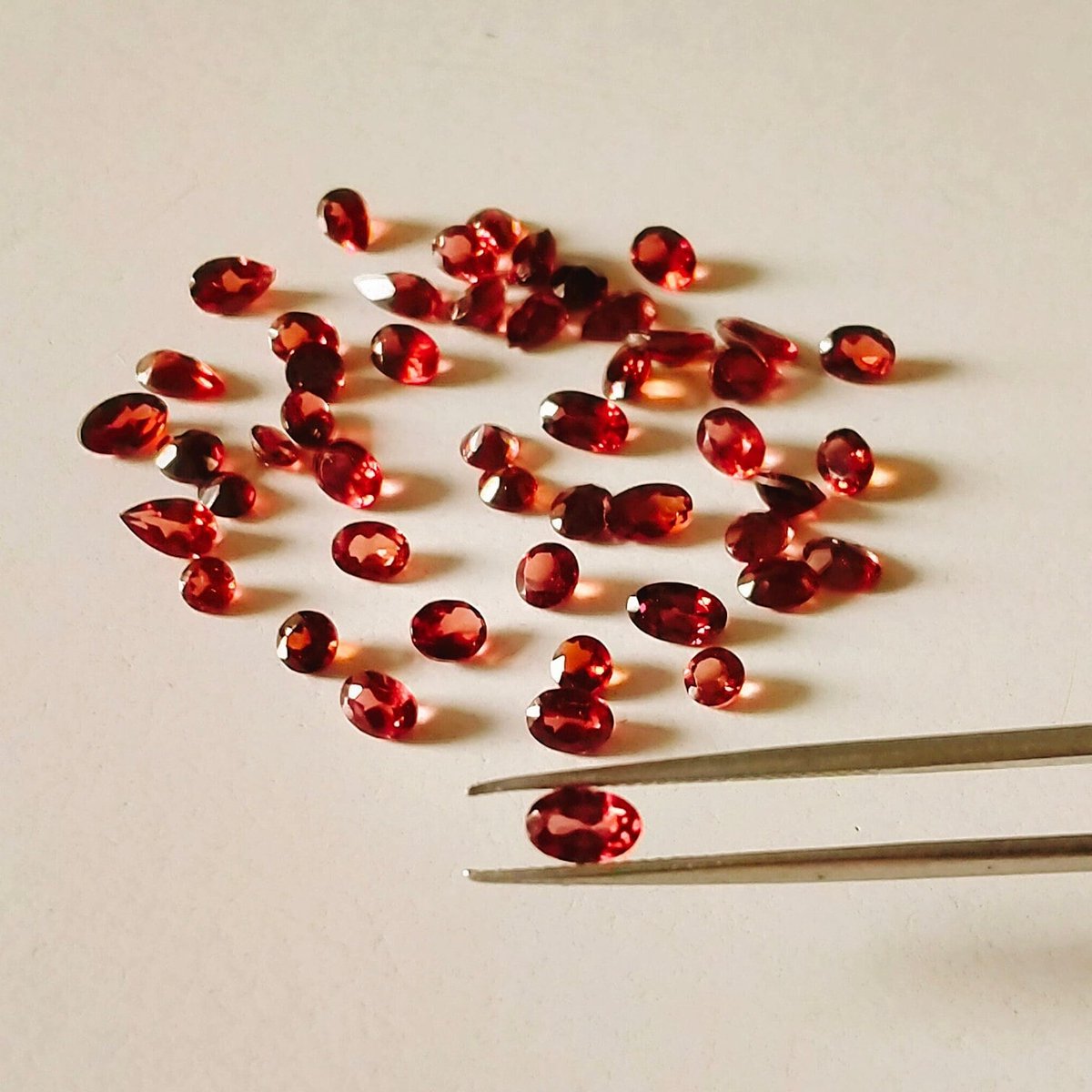 MantriSanju's tweet photo. Exited to share the latest addition to my etsy shop in the latest addition to my etsy shop
Red Garnet 50 pieces mix lot loose gemstone for jewelry
#garnetgemstone #redgarnet #loosegemstone #etsystore #etsysale #etsyhandmade #etsyuk #StormCiaran #viratkholi https://t.co/GdXmhqmgJ8 https://t.co/puw0gS2Abw