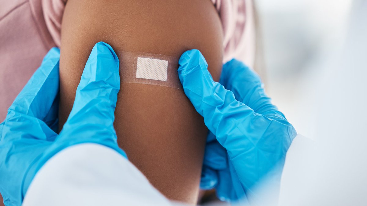 It's that time of year again! Health Services will be offering Flu Shots on the Ottawa campus this fall.

Appointment dates are November 2, 13, 14, 16, 20 &amp; 23 afternoons. 

Book your appointment today! Please call 613-727-4723 ext. 7222.