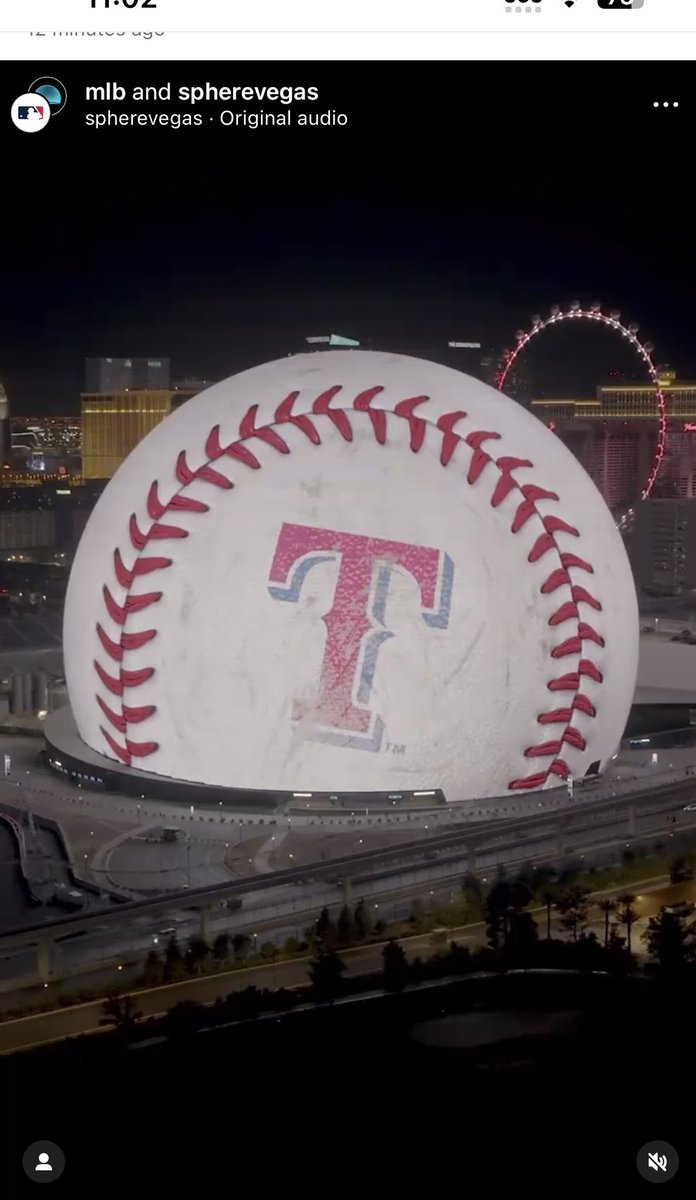 Evan_P_Grant's tweet photo. It’s your world, Rangers fans. Everybody is just living in it https://t.co/37tg6KiTyM