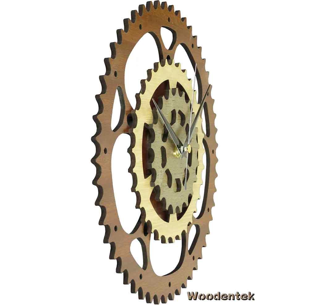 woodentek's tweet image. Handmade #Gears wooden clock #Bike. 

We created the original clock; don't buy Chinese copies (sometimes they even use our photos to hide their low-quality cheap copy!). #chainset #Xmas 

- WorldwideShipping  etsy.com/listing/473672…