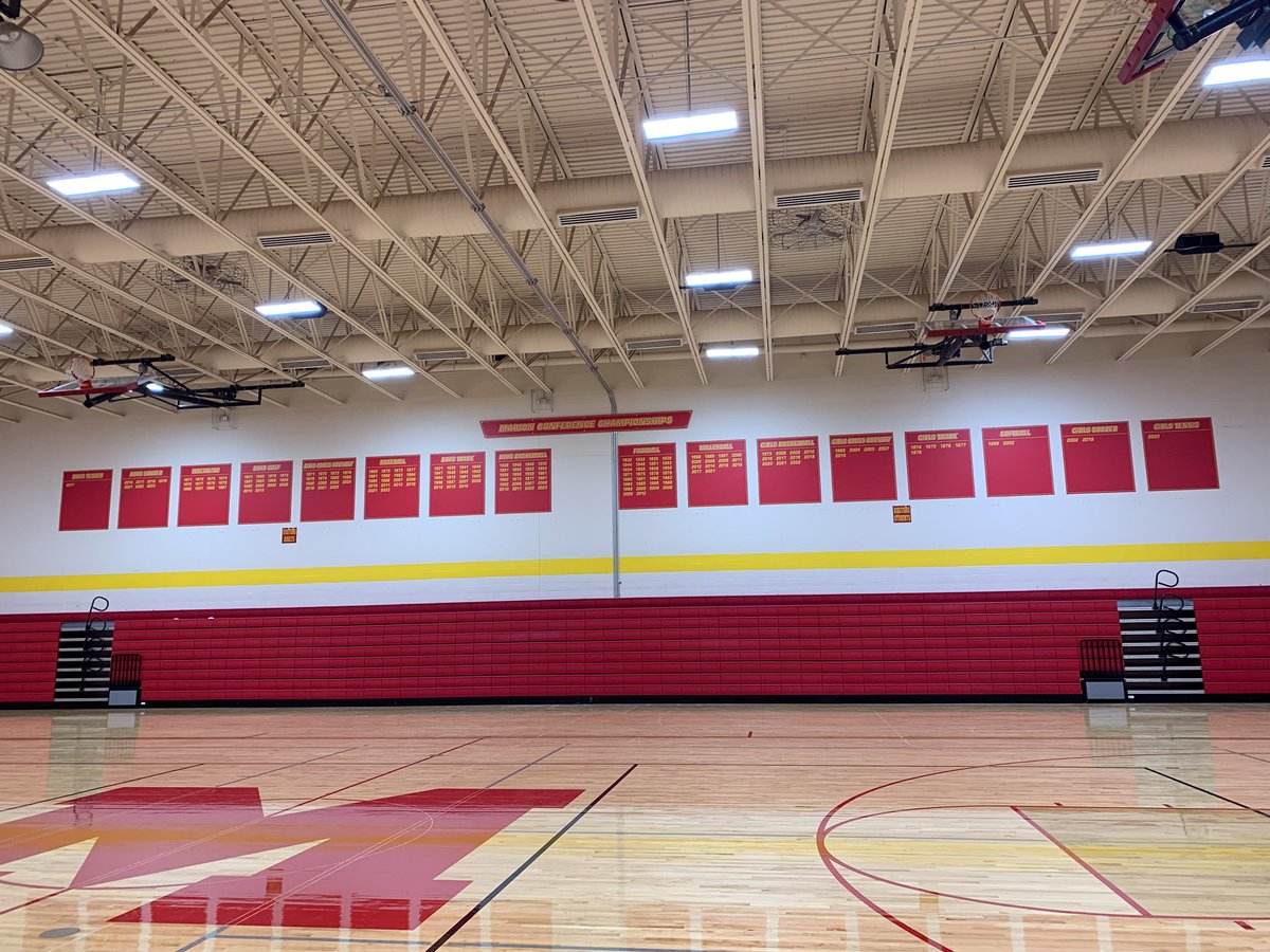 VarsityGroupDSM's tweet photo. These sleek signs are great for any gym! @Marion_ISD added some champion signs in the gym!
Contact Adam at adam@varsitygrp.com for all your Iowa signage needs!
#Marion #VarsityGrp #IowaSchools https://t.co/OokT3OhxAl