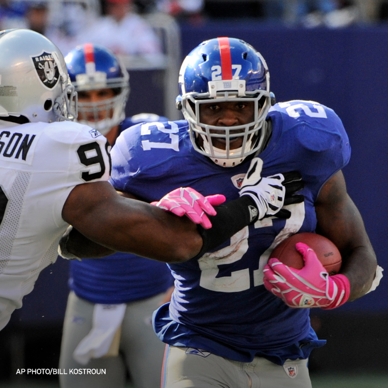 Giants's tweet photo. That time we put up 44 points against the Raiders 😤  #TBT